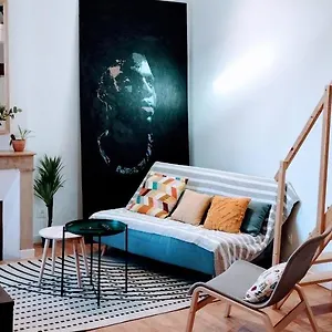 https://la-maison-des-nomades.fr-provencehotel.com